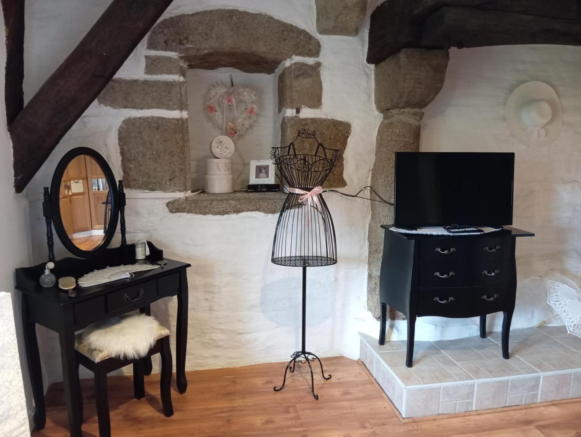 La Gerbaudiere Chambres&Table D Hotes Proche Mont Saint Michel Cuisine Maison Notre-Dame-du-Touchet Exterior photo